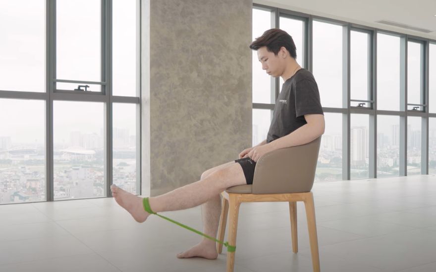 bài tập với dây kháng lực cho người thoái hóa khớp gối