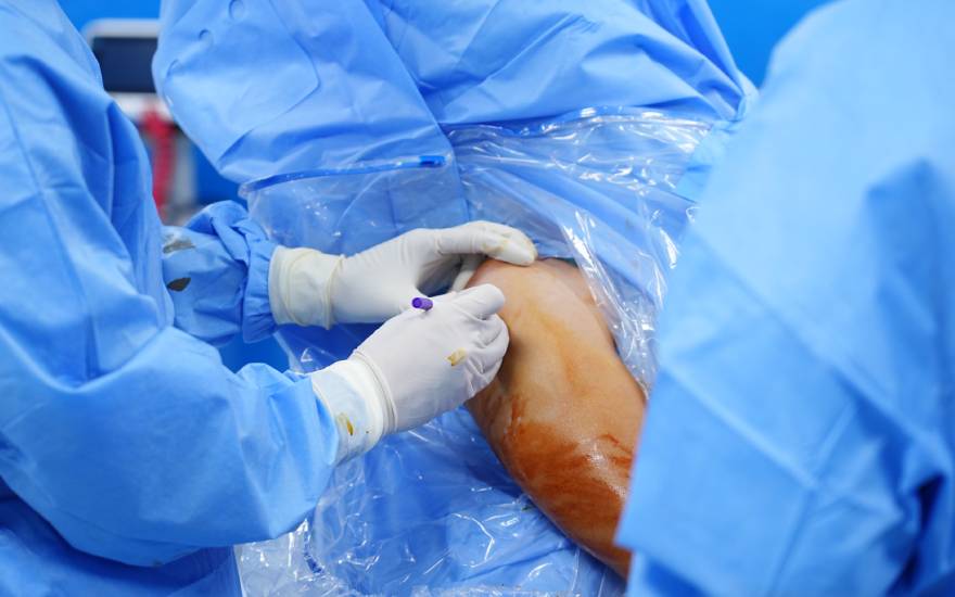 đông cứng khớp vai