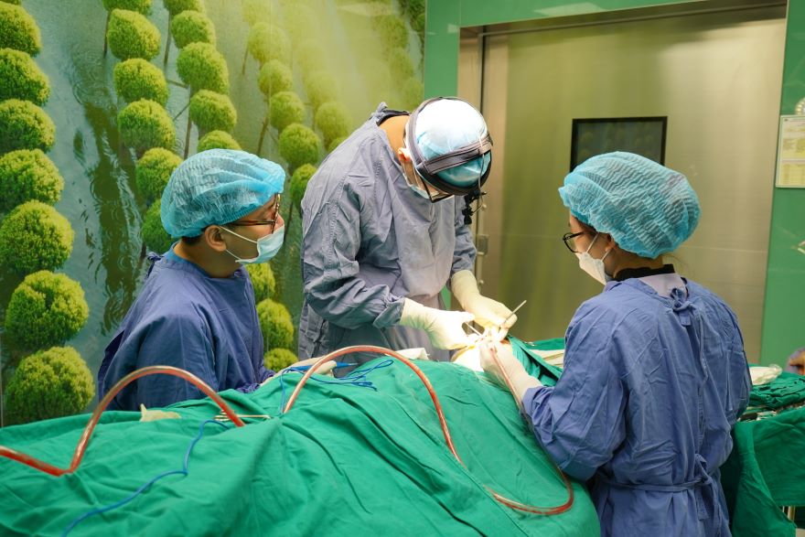 phẫu thuật nâng mũi cấu trúc