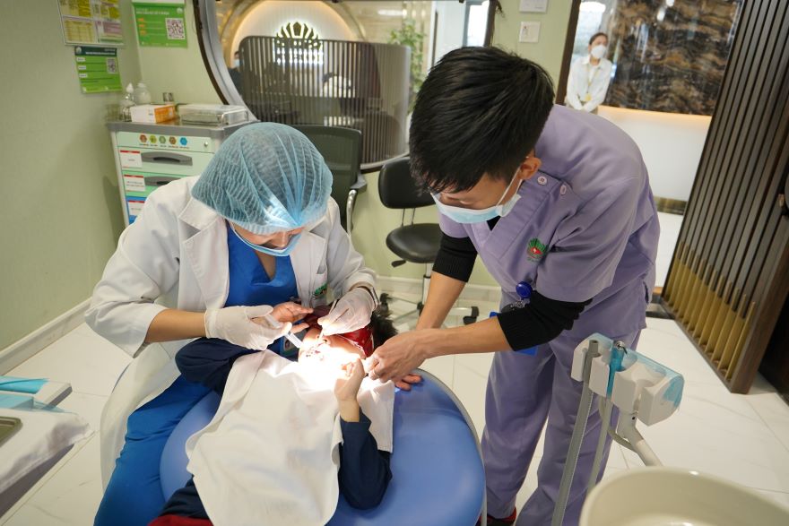 niềng răng cho trẻ