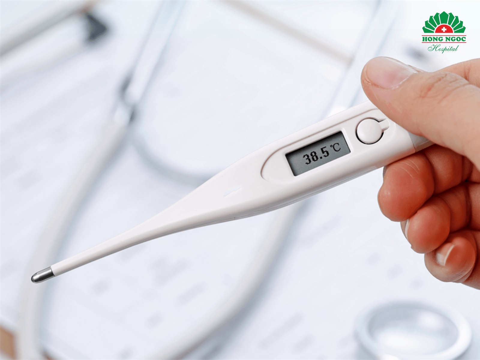 Sốt, ho, khó thở là triệu chứng điển hình của tràn dịch màng phổi ở trẻ em