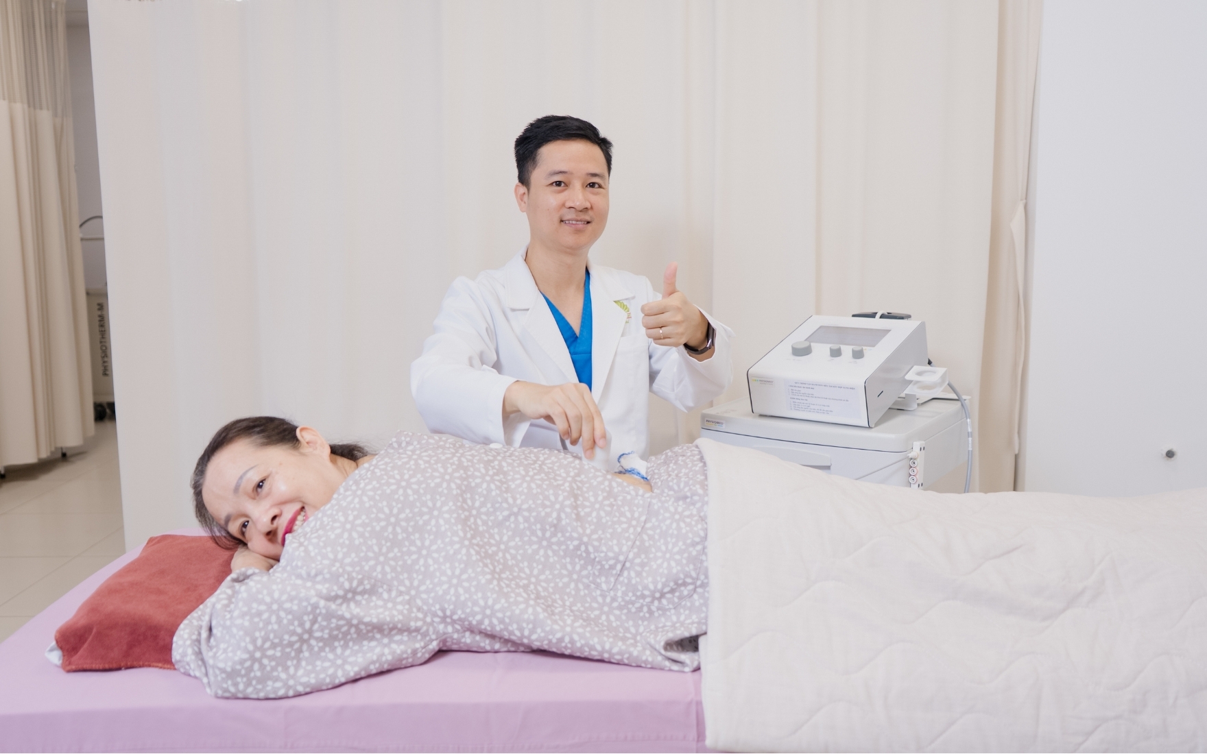 Hơn 95% người bệnh giảm đau lưng sau 1 liệu trình trị liệu tại Hồng Ngọc