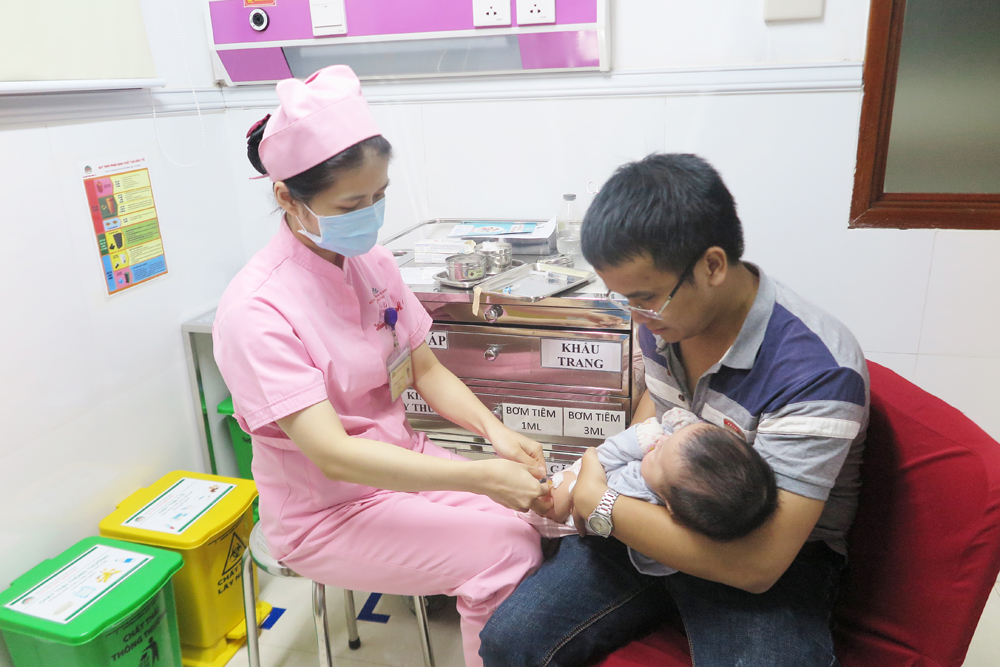 Tiêm chủng là cách phòng ngừa vi-rút viêm gan B hiệu quả