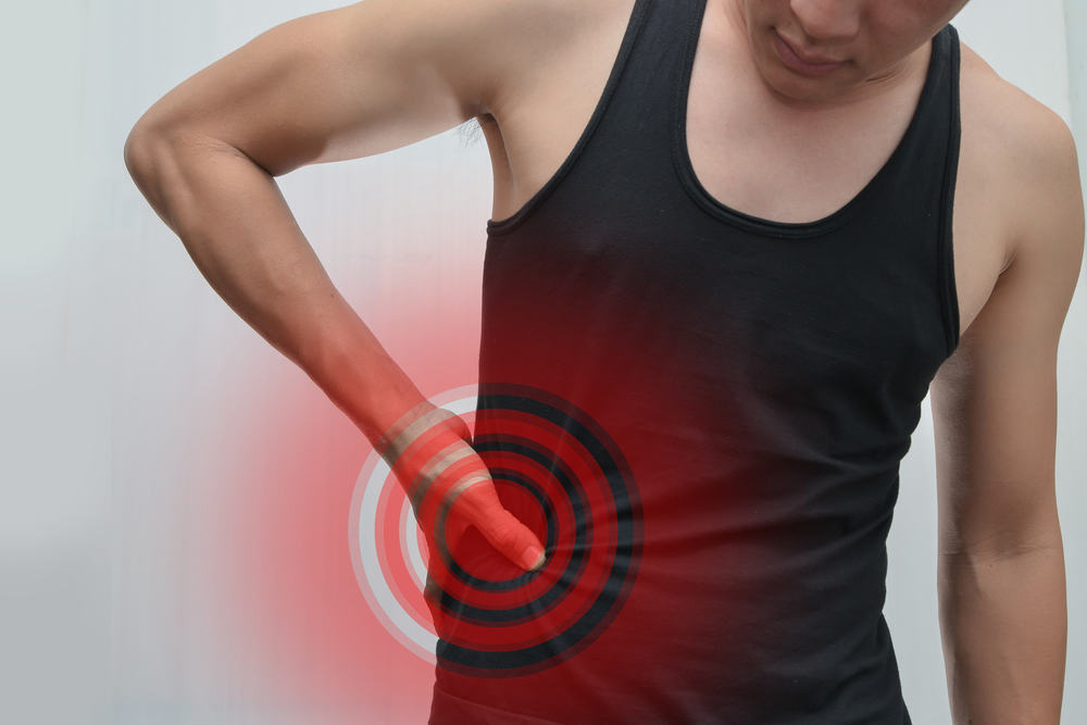 Người bệnh bị đau hạ sườn phải khi bị suy gan cấp tính