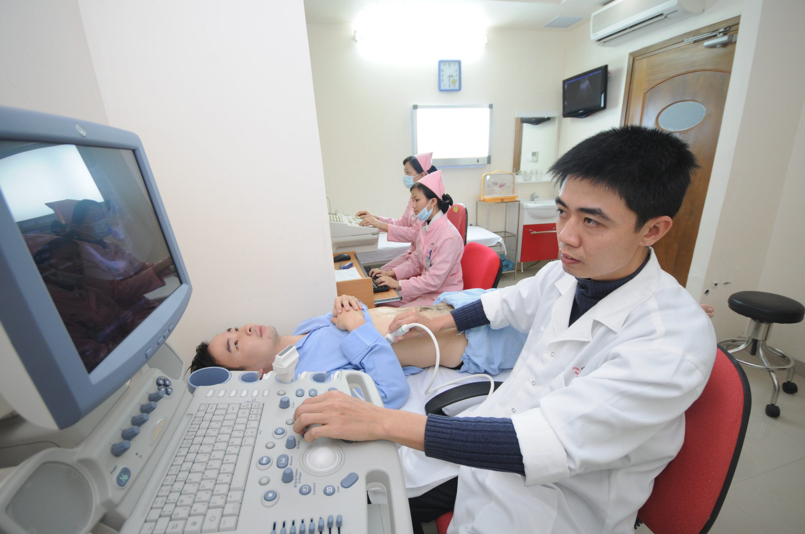 Bệnh viện Hồng Ngọc là địa chỉ thực hiện siêu âm gan uy tín