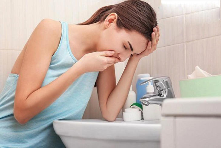 buồn nôn khi đánh răng