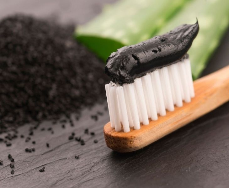 kem-danh-rang-cho-ba-bau