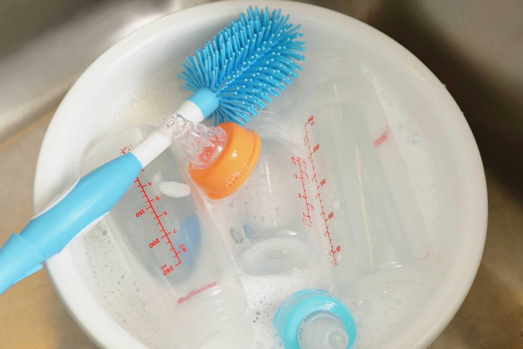 Sữa mẹ vắt ra có bị mất kháng thể không?