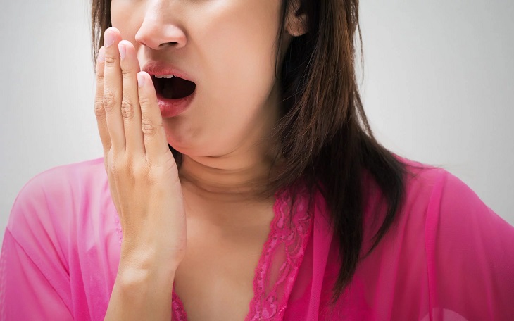 ợ chua có mùi hôi