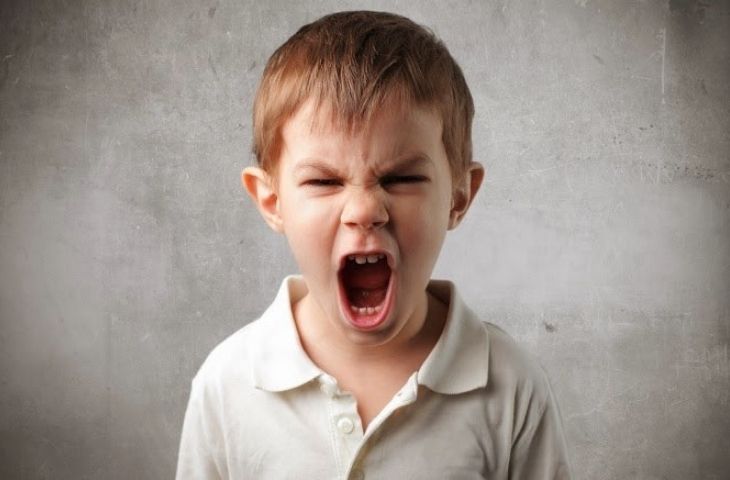 bệnh tự kỷ ở trẻ