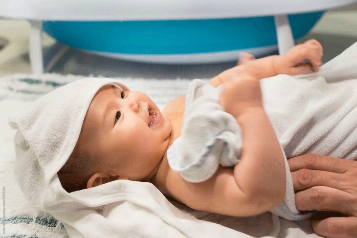 Sốt phát ban kiêng gió không