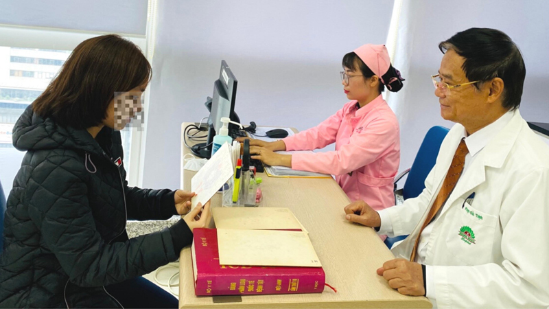 Bác sĩ chữa tự kỷ