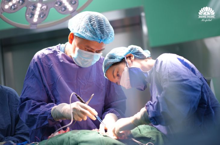 Phẫu thuật điều trị ung thư tuyến giáp