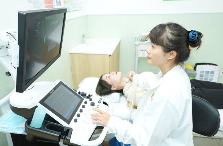 Xét nghiệm để chẩn đoán giai đoạn ung thư tuyến giáp