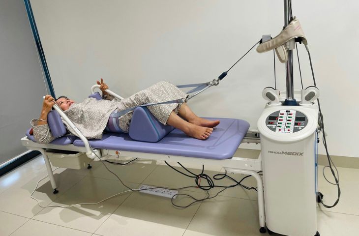 chữa vẹo cột sống