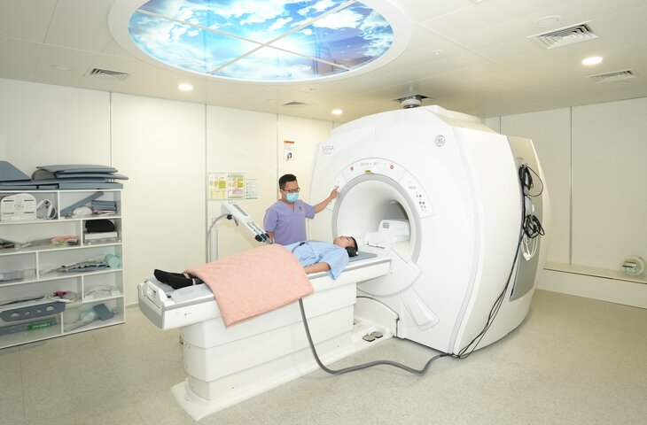 viêm cột sống dính khớp