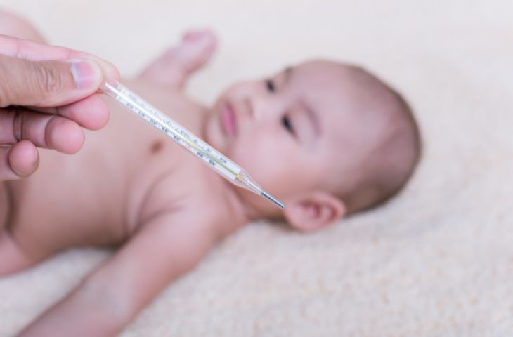 tiêm phòng 5 trong 1