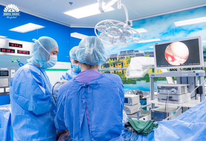 Tái tạo dây chằng chéo sau